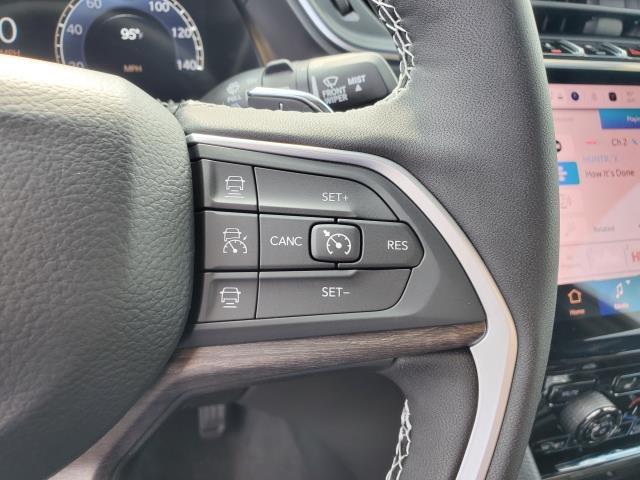 2025 Jeep Grand Cherokee Limited photo 9