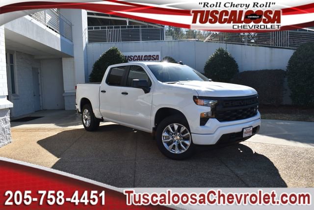 2026 Chevrolet Silverado Custom's photo