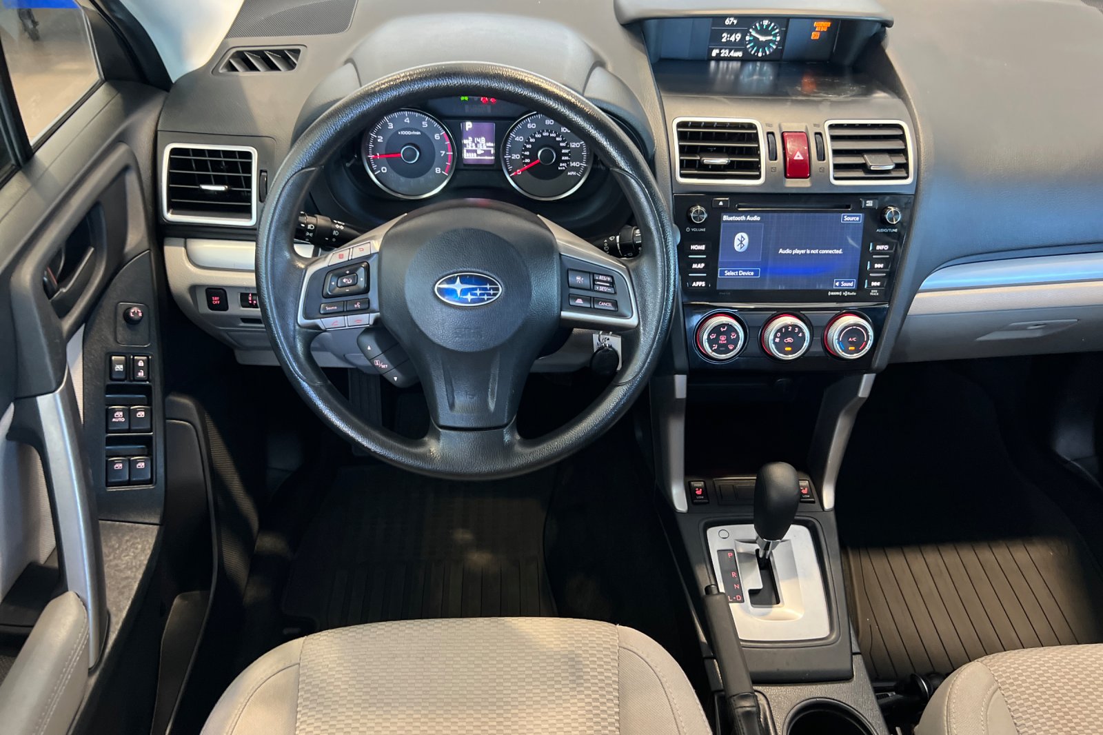 2016 Subaru Forester 2.5i Premium photo 13