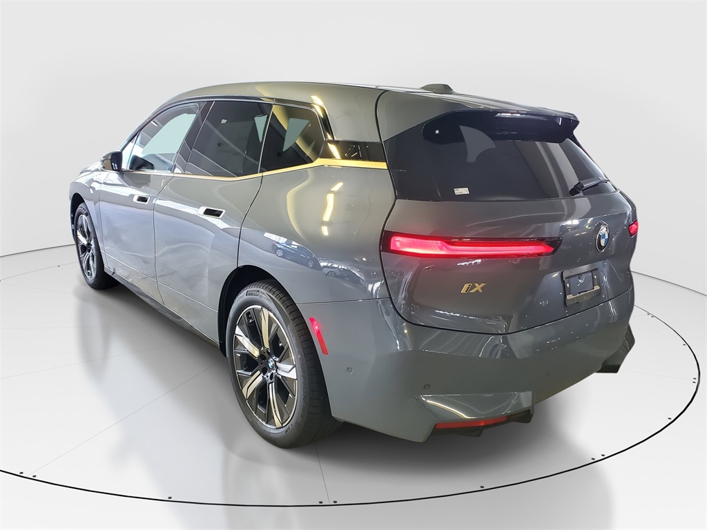 2026 Bmw iX photo 4