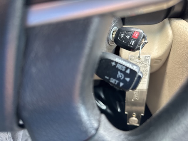 2014 Toyota Camry L photo 19