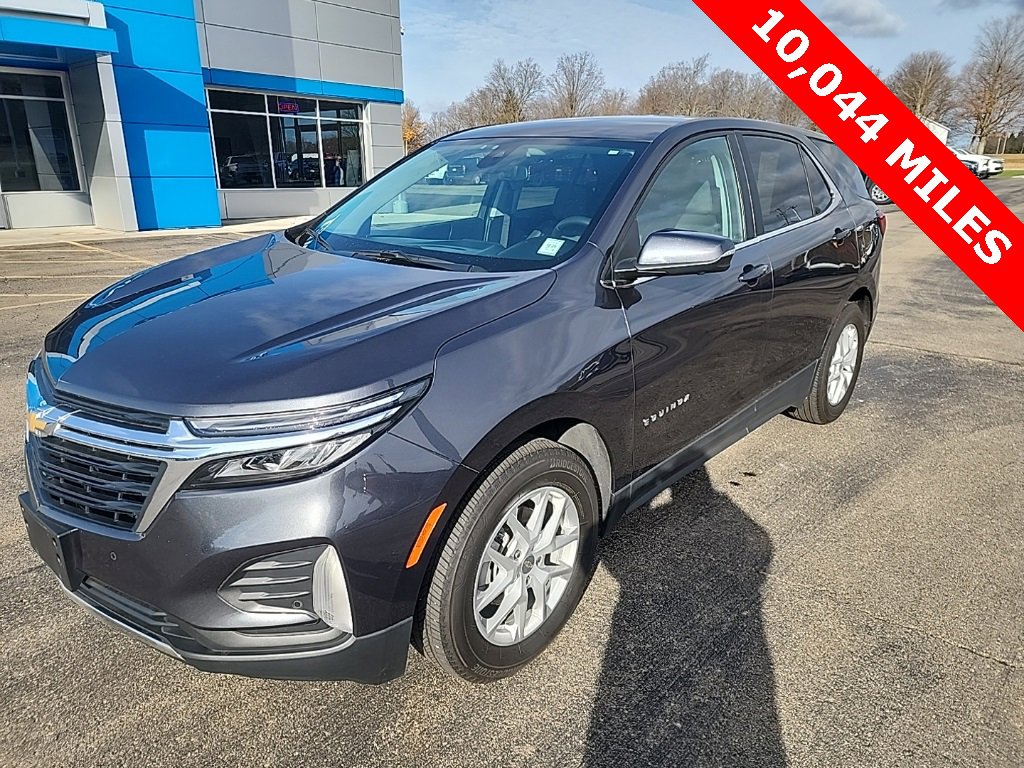 2022 Chevrolet Equinox LT photo 3