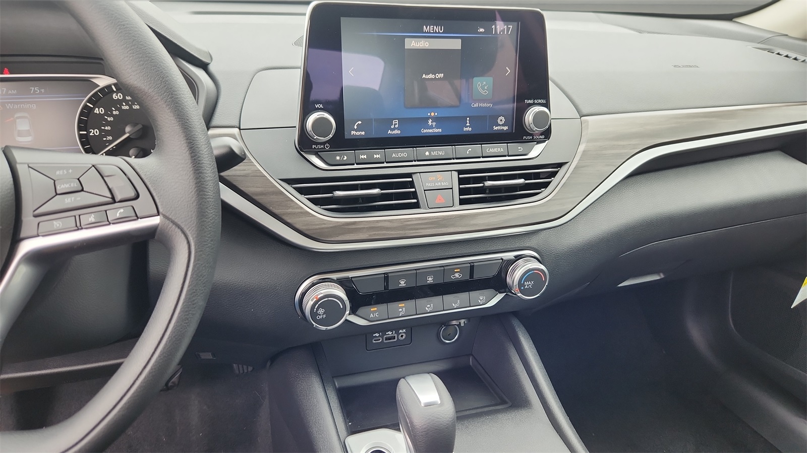 2025 Nissan Altima 2.5 SV photo 6