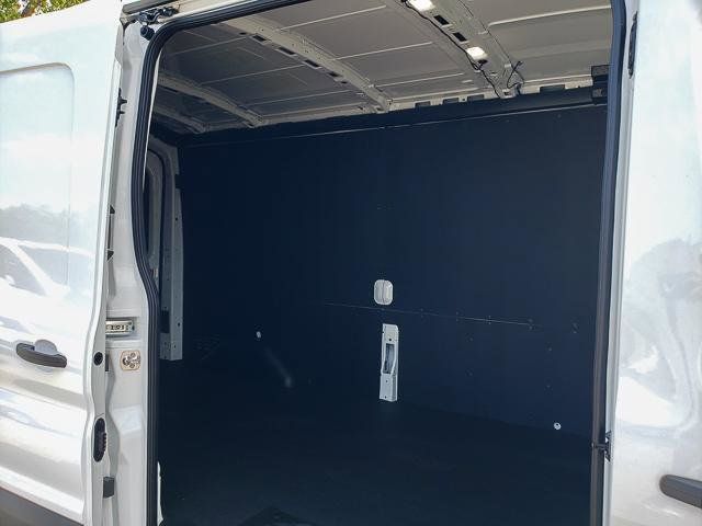 2025 Ford Transit photo 21