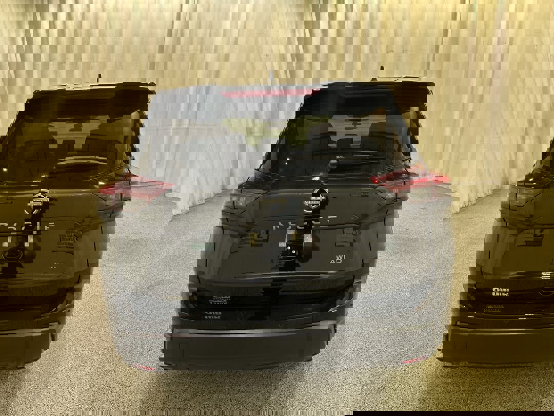 2026 Nissan Rogue S photo 4