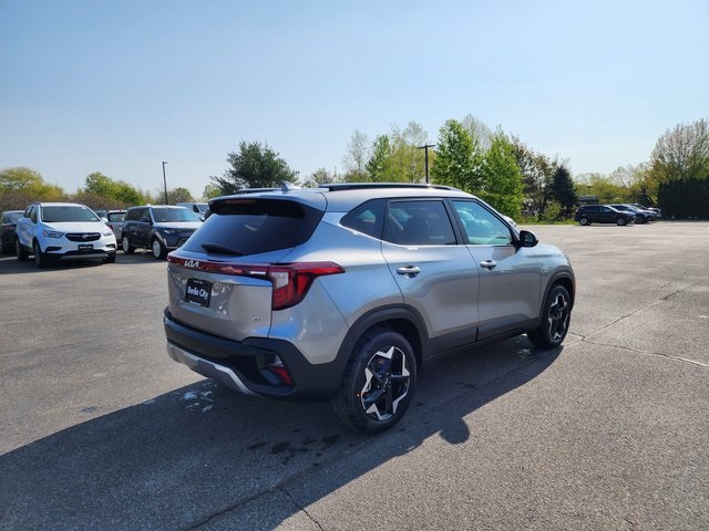 2026 Kia Seltos EX photo 7