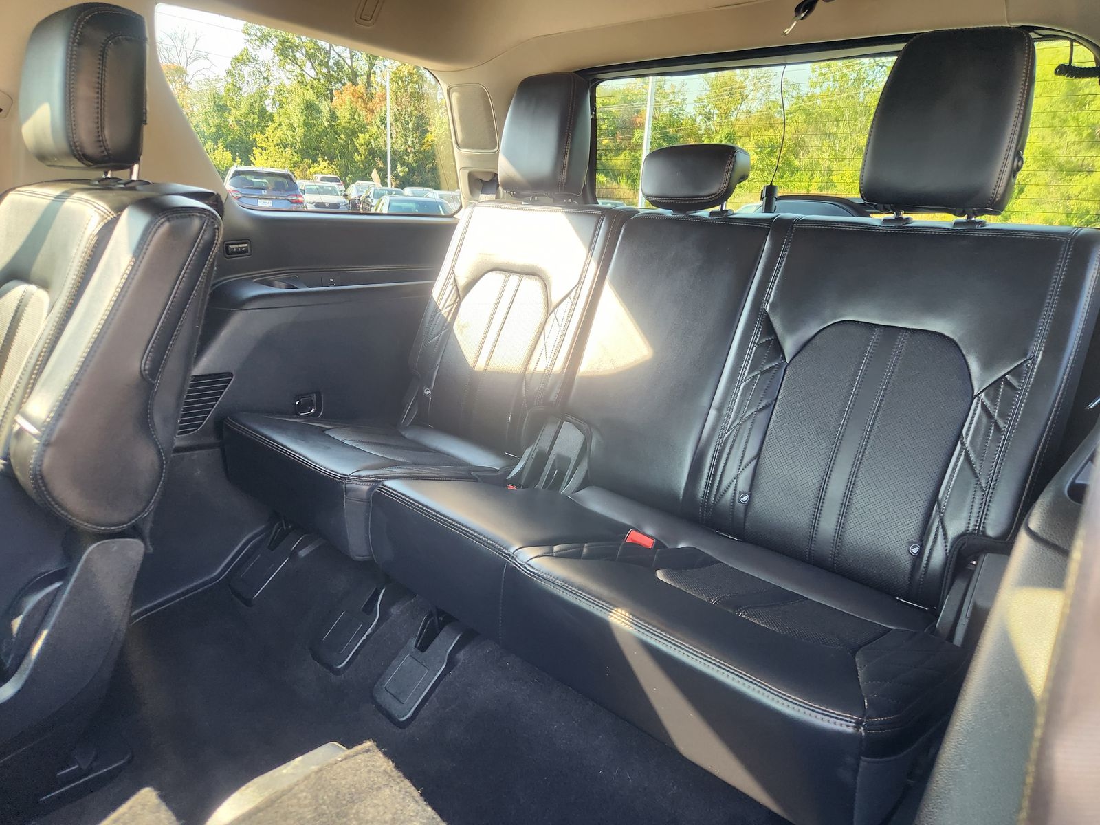 2020 Ford Expedition Platinum photo 39