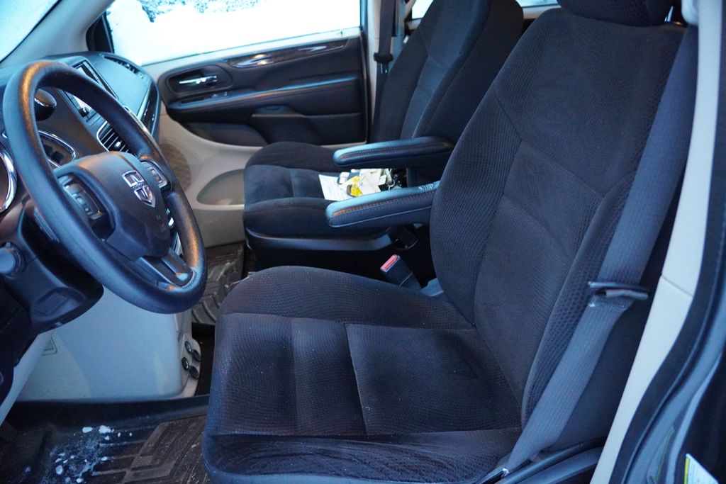 2019 Dodge Grand Caravan SE photo 4