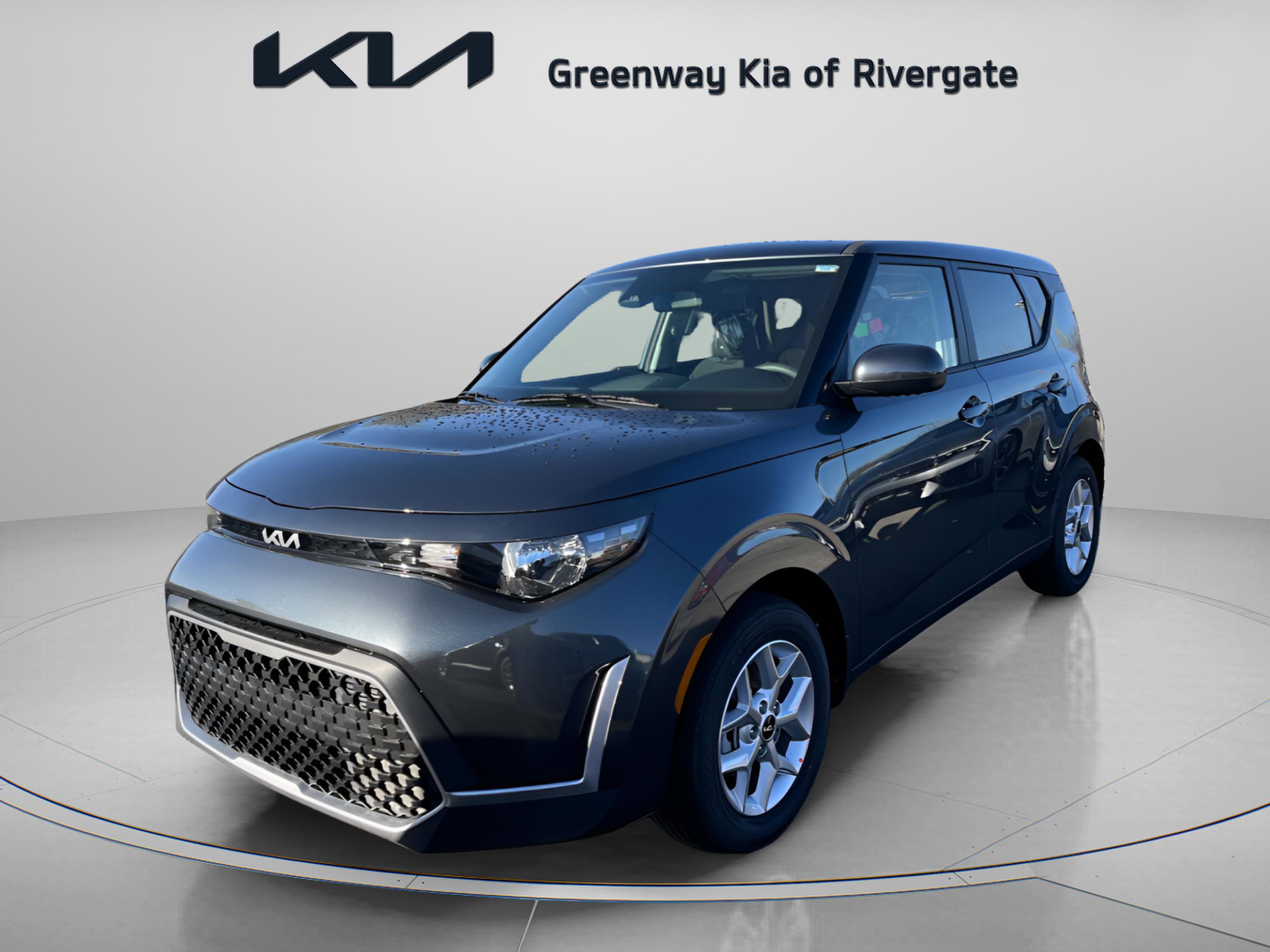 2025 Kia Soul LX photo 3