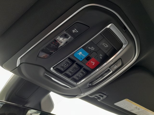 2024 Jeep Wagoneer Series II photo 23