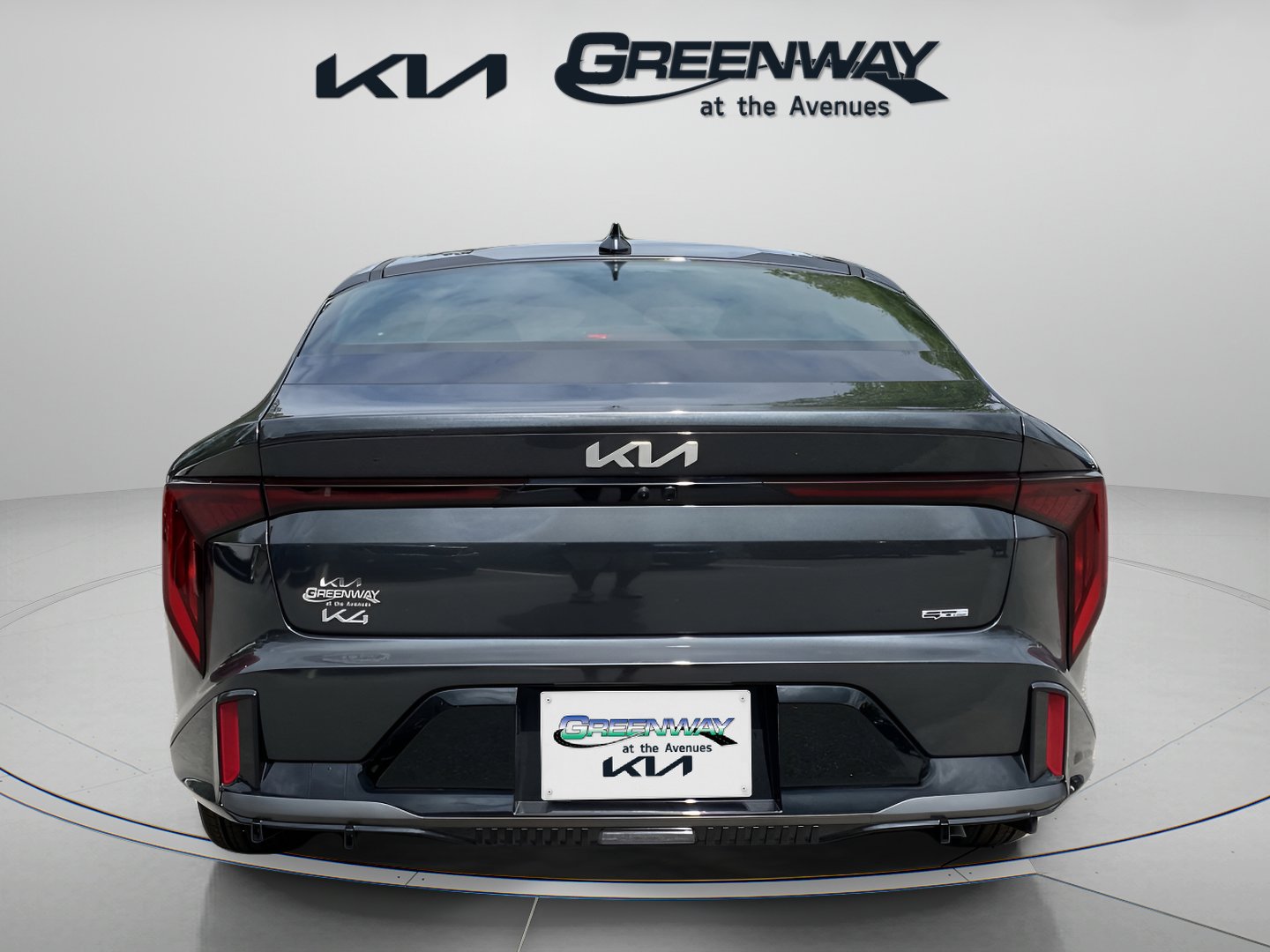 2025 Kia K4 GT-Line photo 3