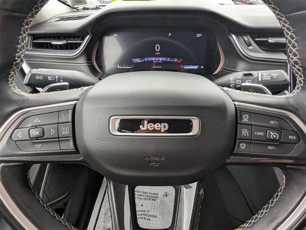 2022 Jeep Grand Cherokee Laredo photo 26