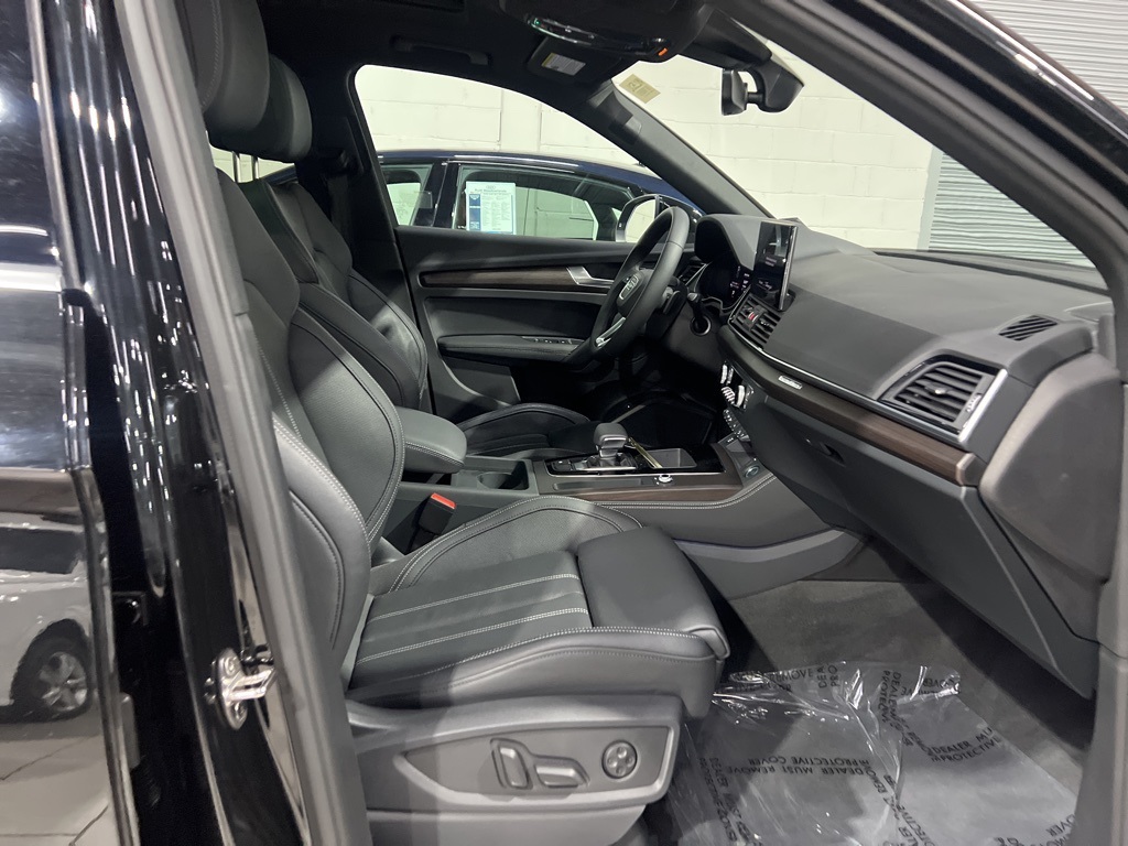 2024 Audi Q5 Sportback 45 S line Premium Plus photo 10
