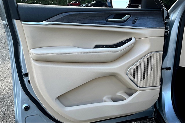 2022 Jeep Grand Cherokee Limited photo 19