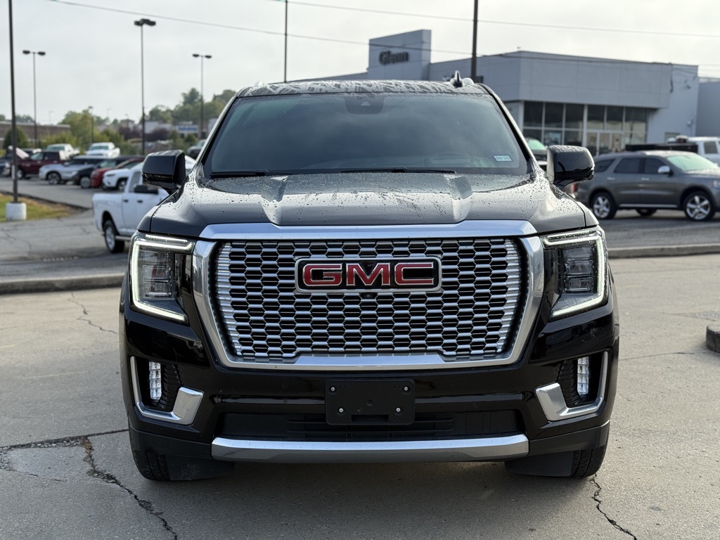 2023 Gmc Yukon Denali photo 2