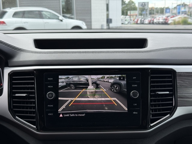 2023 Volkswagen Atlas Cross Sport V6 SE Technology photo 10