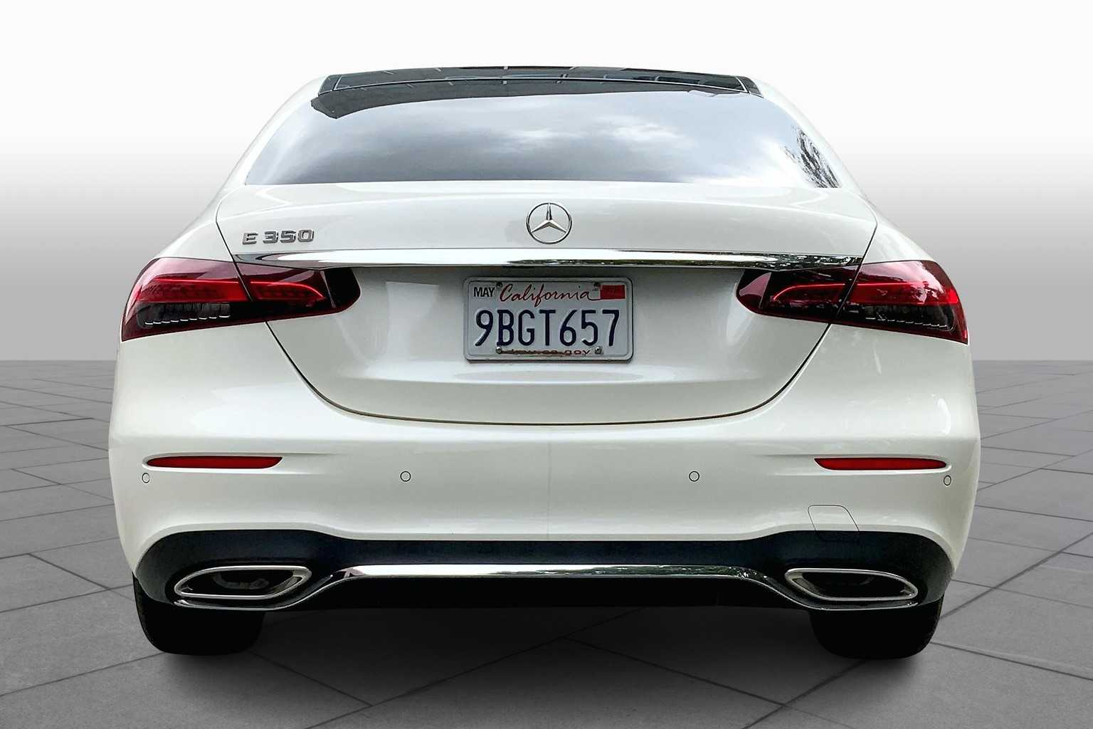 2022 Mercedes Benz E 350 photo 4