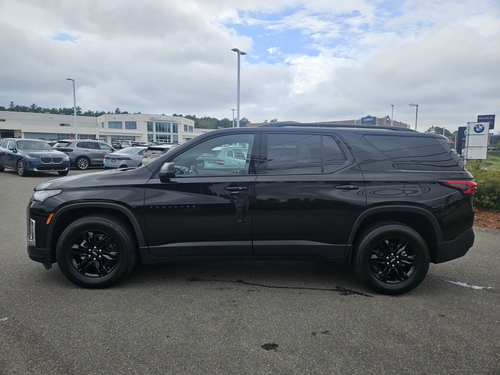 2022 Chevrolet Traverse LS photo 4