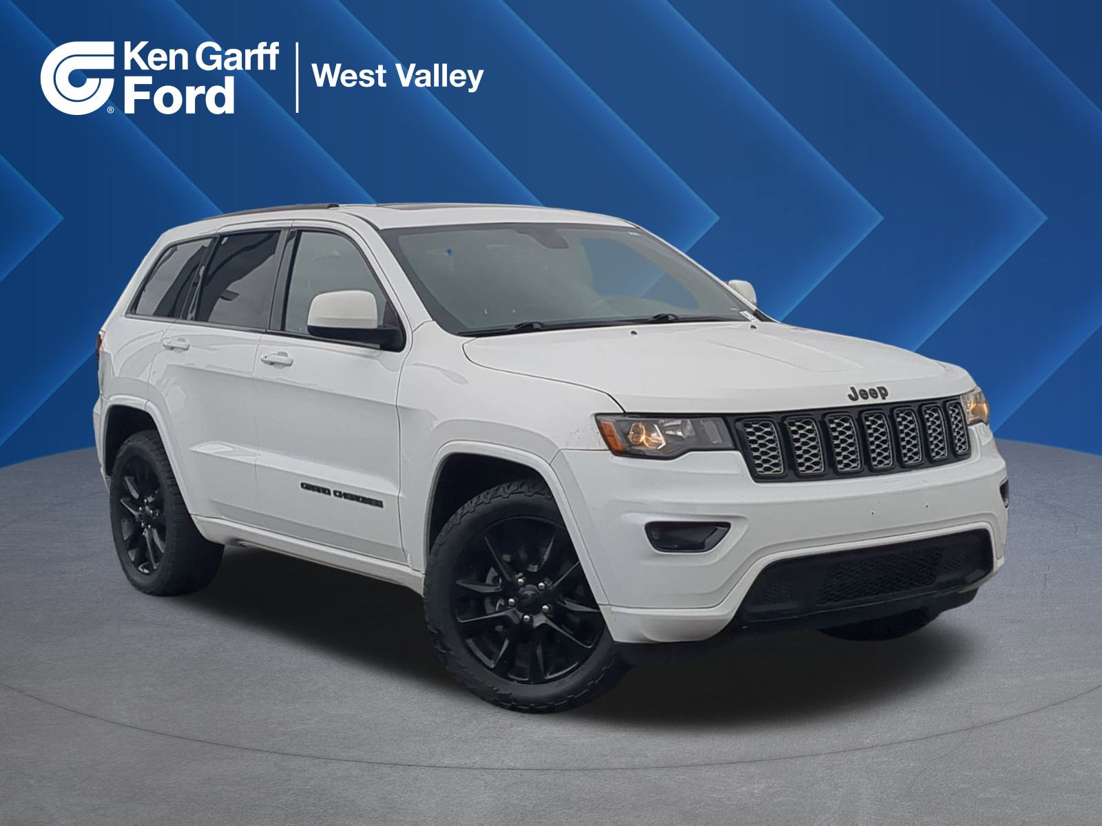 2019 Jeep Grand Cherokee Altitude's photo