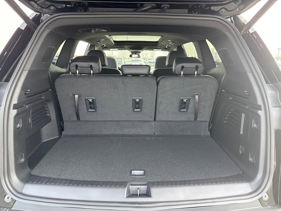 2025 GMC ACADIA - Image 35