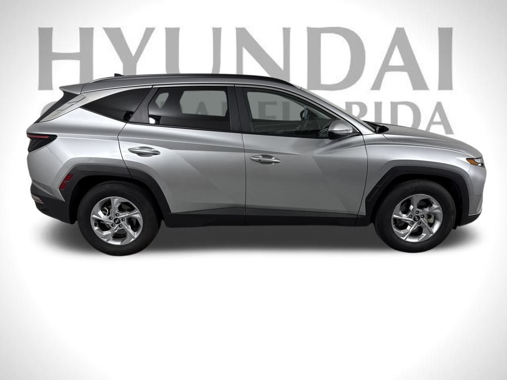 2022 Hyundai Tucson SEL photo 2