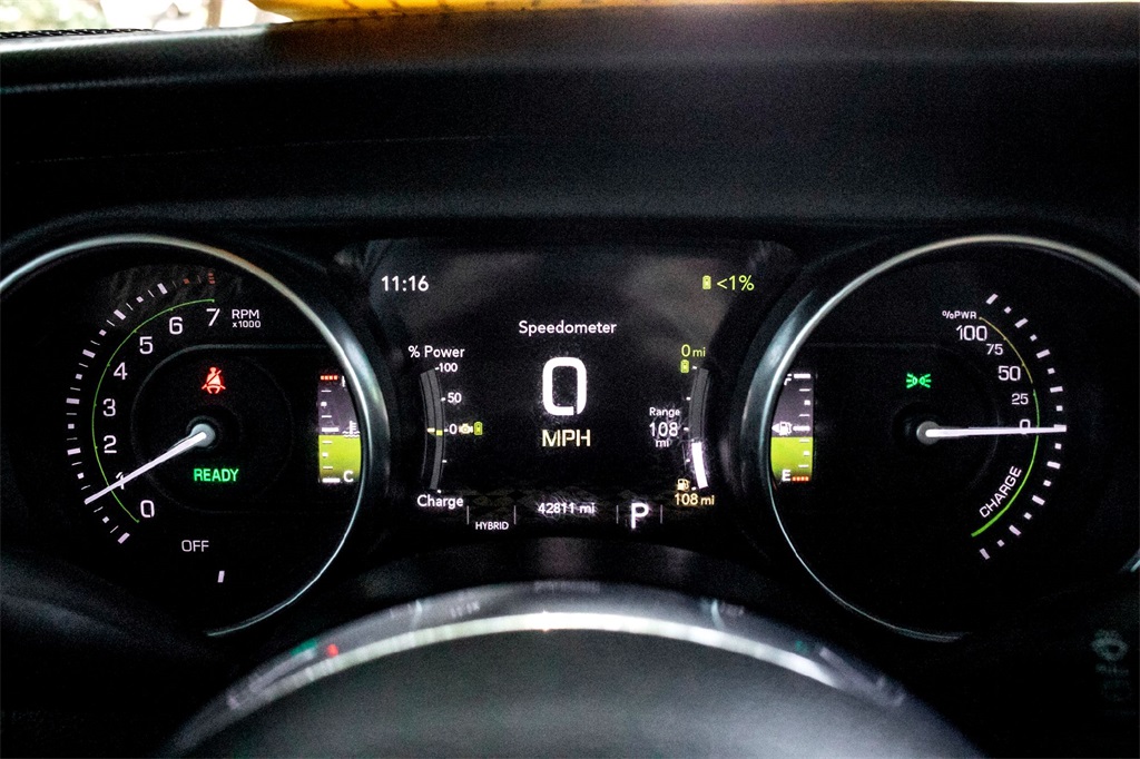 2023 Jeep Wrangler Sahara 4xe photo 21