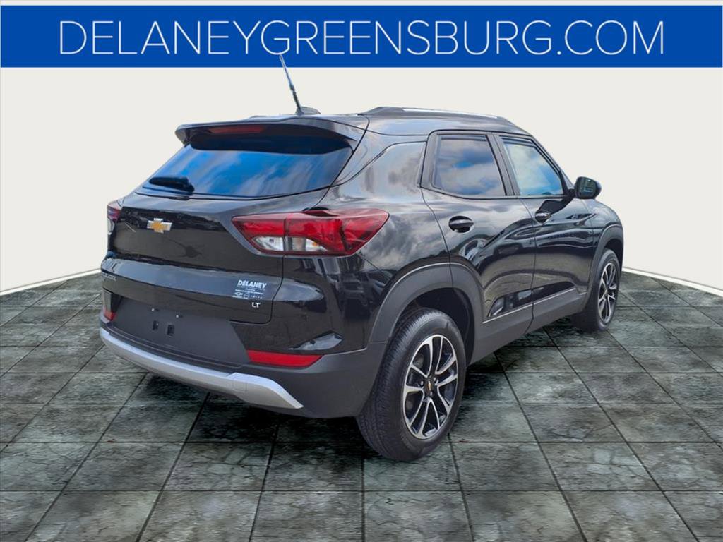 2025 Chevrolet Trailblazer LT photo 3