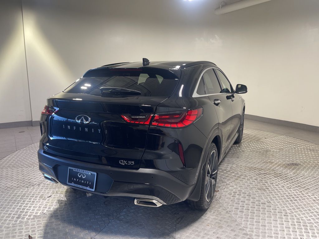 2025 Infiniti QX55 Essential photo 7