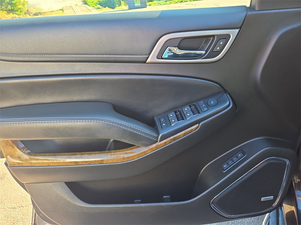2017 Gmc Yukon XL Denali photo 4