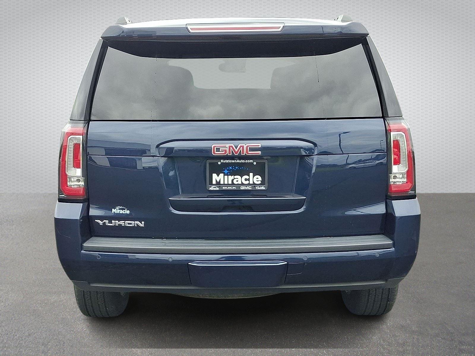 2019 Gmc Yukon SLE photo 4