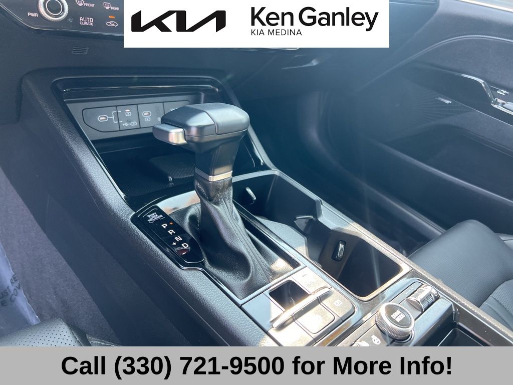 2025 Kia K5 EX photo 31