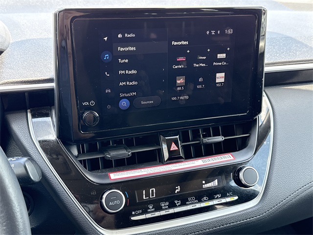 2024 Toyota Corolla Cross LE photo 24