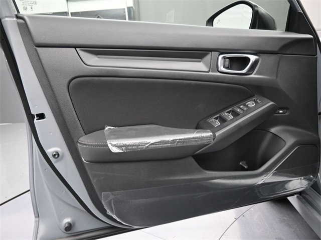 2026 Honda Civic Sport photo 2