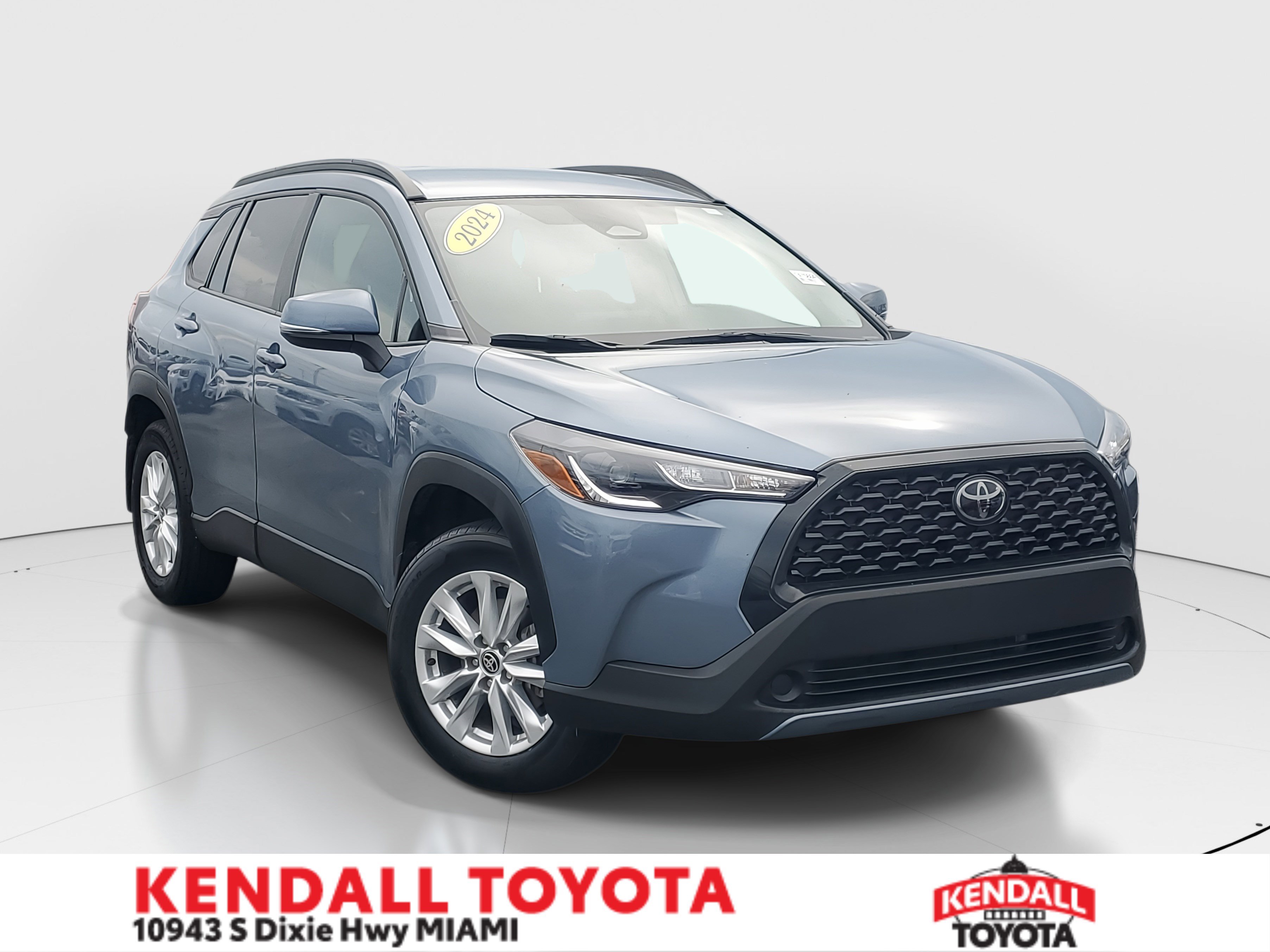 2024 Toyota Corolla Cross LE