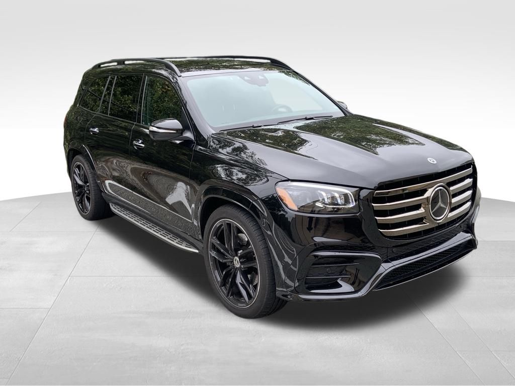 2024 Mercedes Benz GLS 580 4MATIC photo 2
