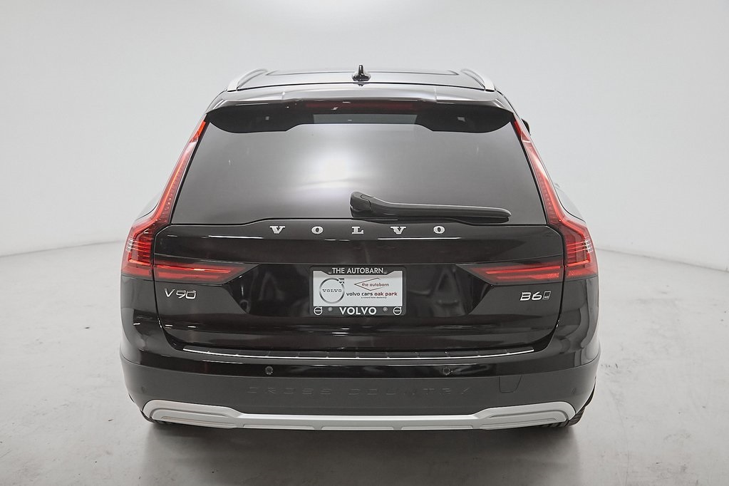 2024 VOLVO V90CC - Image 7