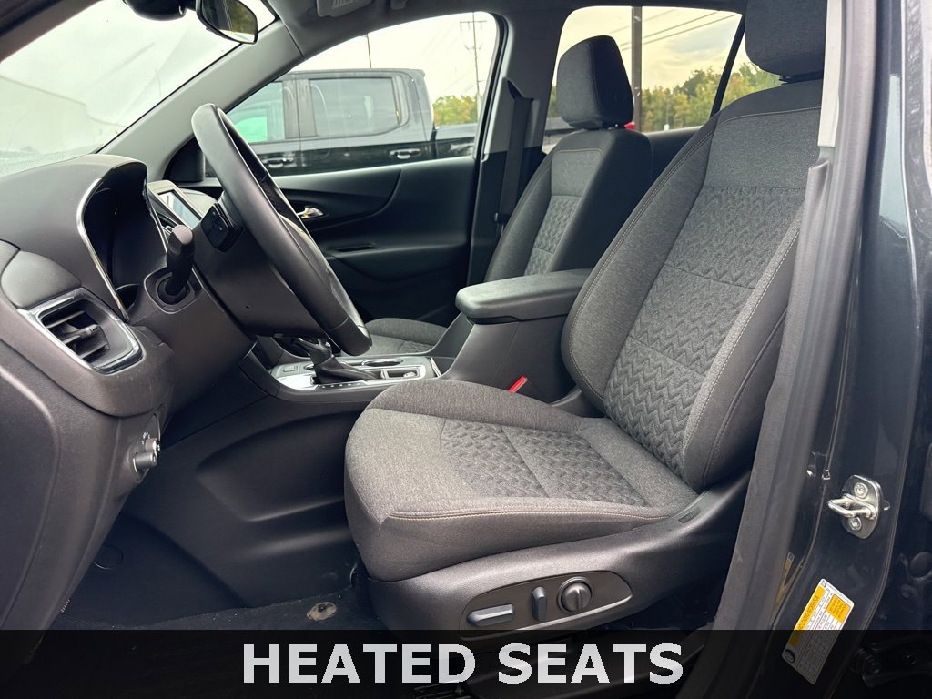 2023 Chevrolet Equinox LT photo 3