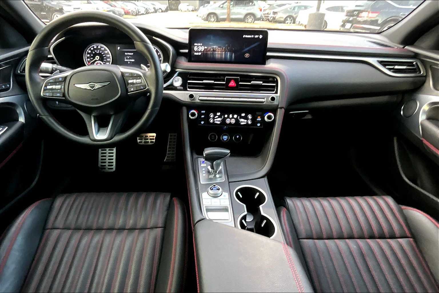2024 Genesis G70 3.3T Sport Advanced photo 14
