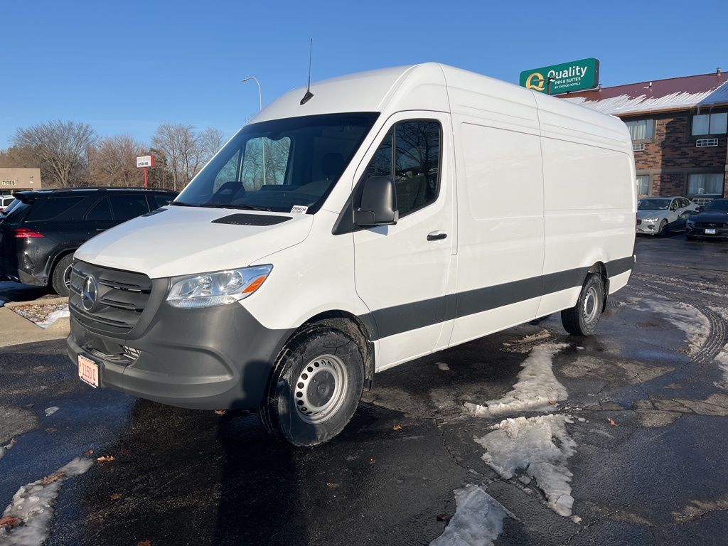 2026 Mercedes-Benz Sprinter Cargo Van Base's photo