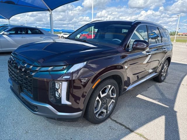 2024 Hyundai Palisade Limited photo 2
