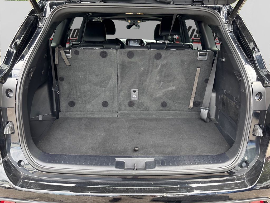 2021 Toyota Highlander XSE photo 10