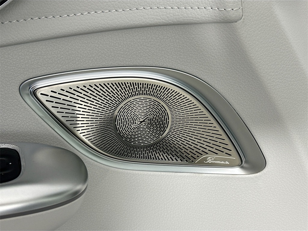 2026 Mercedes Benz EQE SUV photo 18