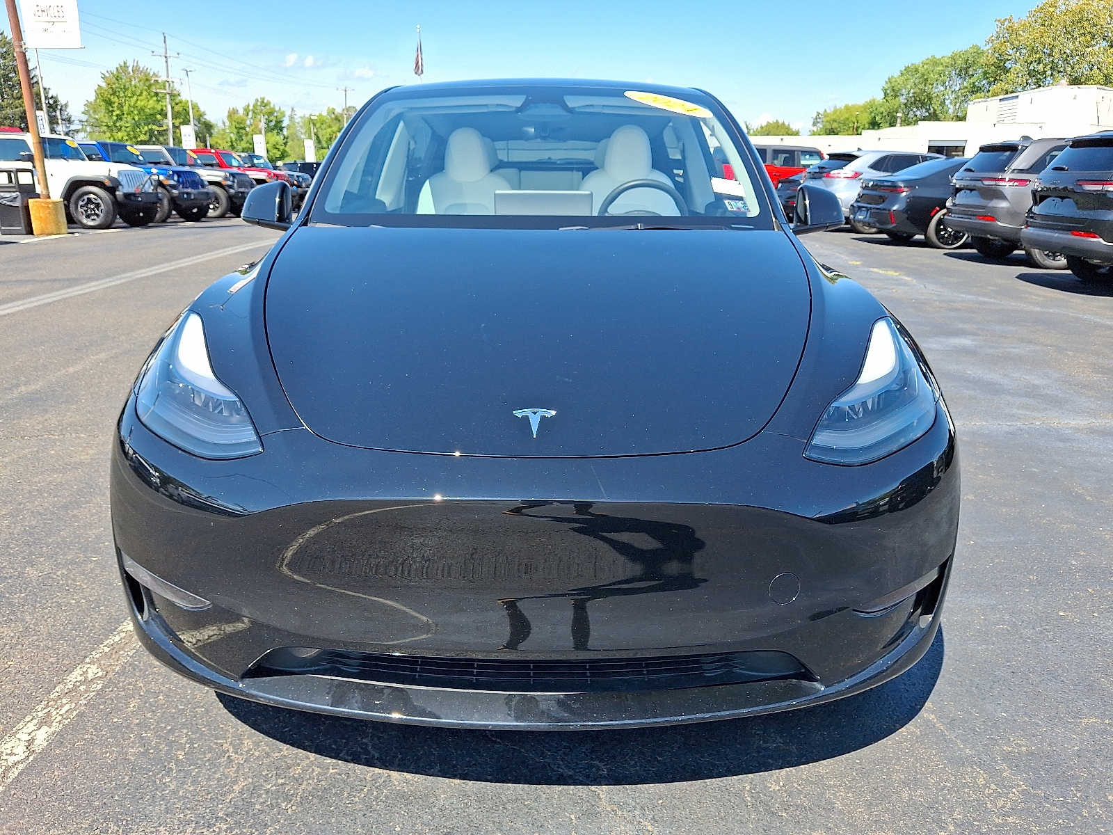 Used 2024 Tesla Model Y Long Range with VIN 7SAYGAEE5RF992842 for sale in Kansas City