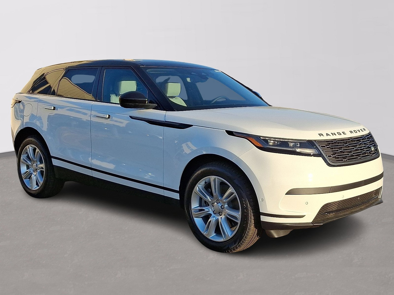 2026 Land Rover Range Rover Velar S photo 2