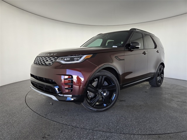 2026 Land Rover Discovery Gemini Edition's photo