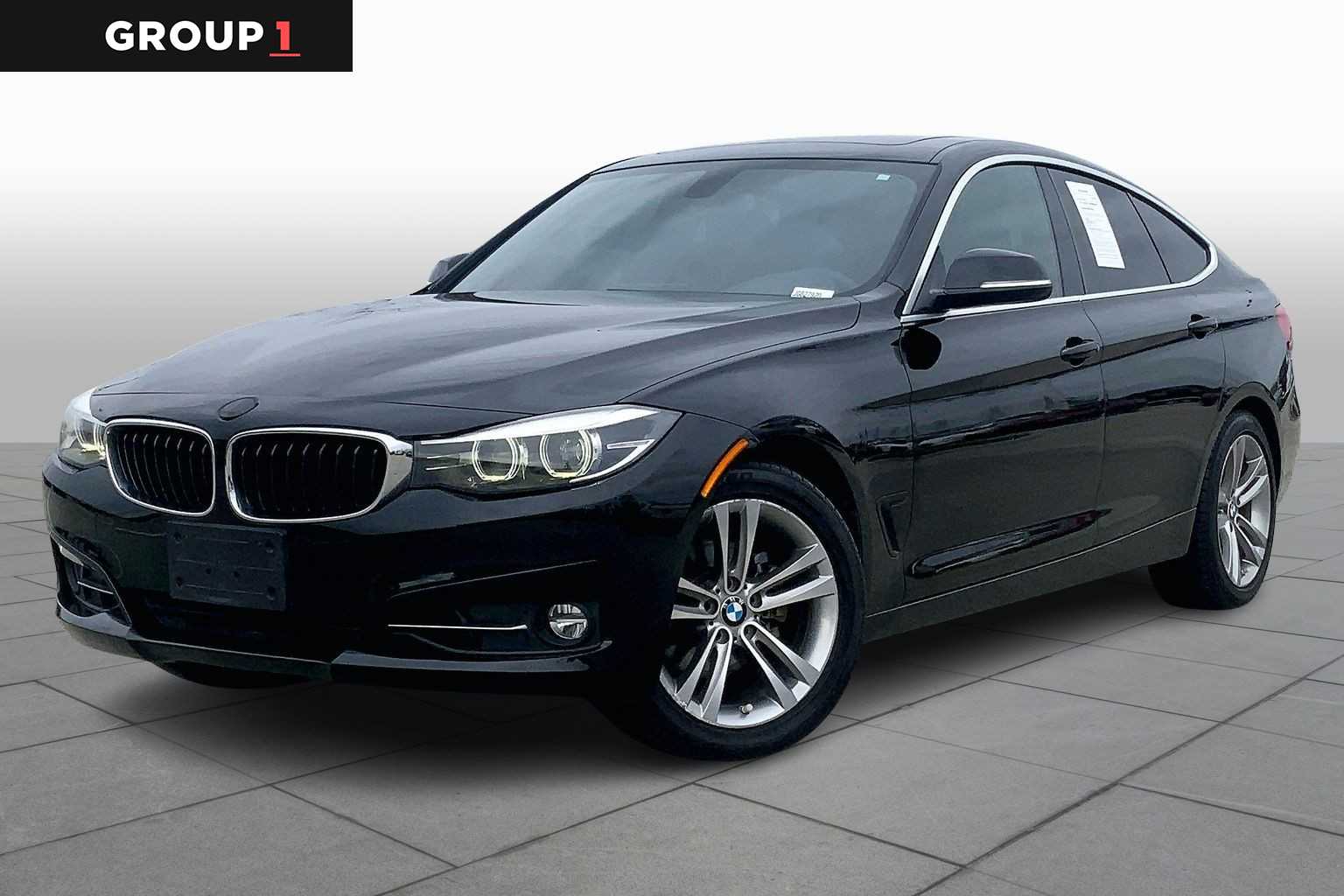 2018 BMW 3 Series 330i's photo