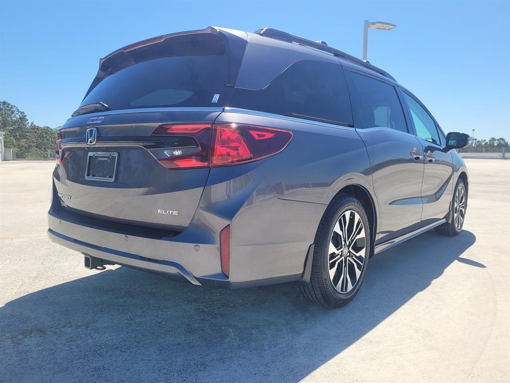 2026 Honda Odyssey Elite photo 6