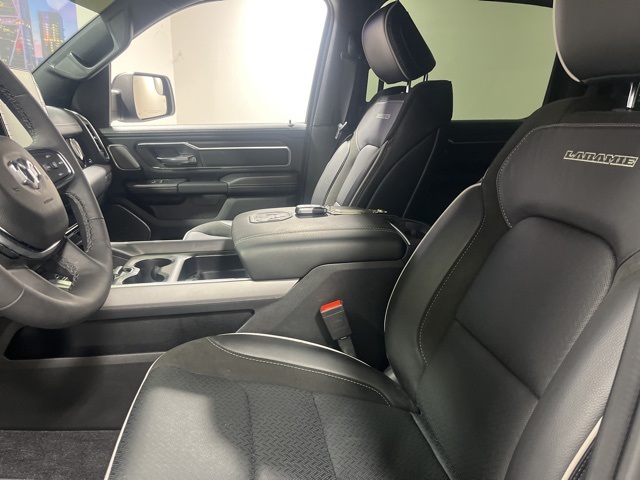 2025 Ram 1500 Laramie photo 8