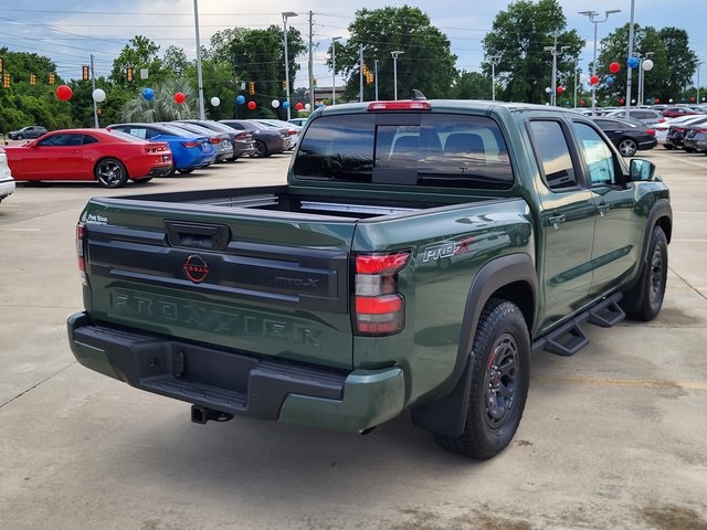 2025 Nissan Frontier PRO-X photo 2