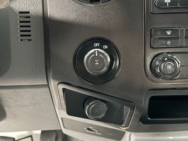 2012 Ford F-250 photo 12